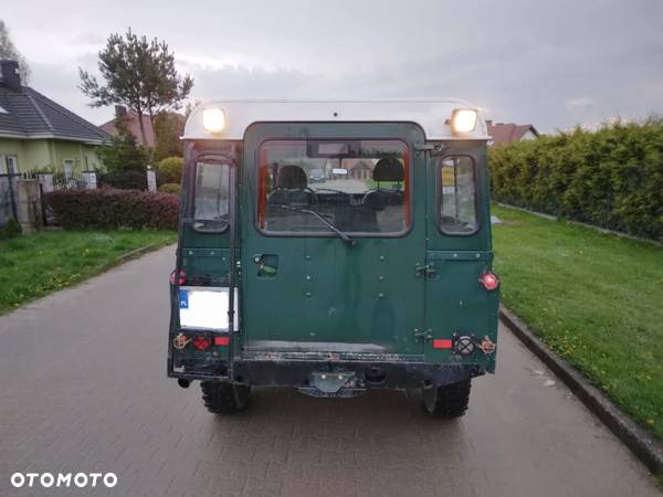 Land Rover Defender 110 2.5 TDI - 12