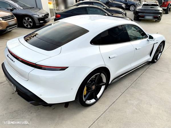 Porsche Taycan Turbo S - 50