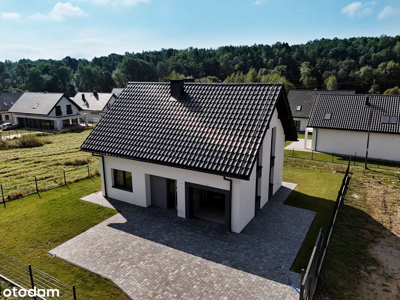 Funkcjonalny Dom z Garażem!-4