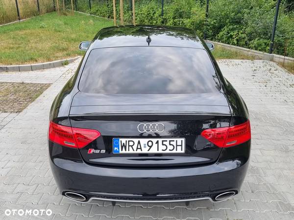 Audi RS5 S tronic - 11