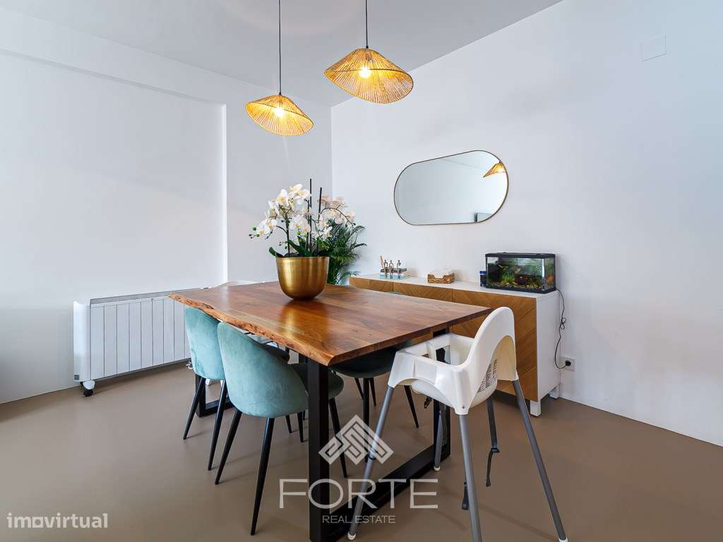 Apartamento T3 Duplex no centro de Espinho-9