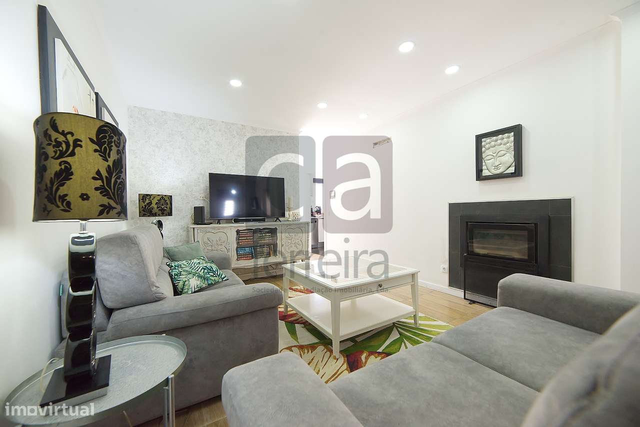 Moradia T3 Totalmente Remodelada em Almeirim-6