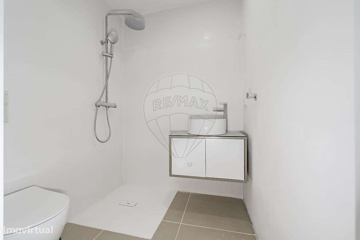 Apartamento T2 Renovado no centro histórico, Braga-12