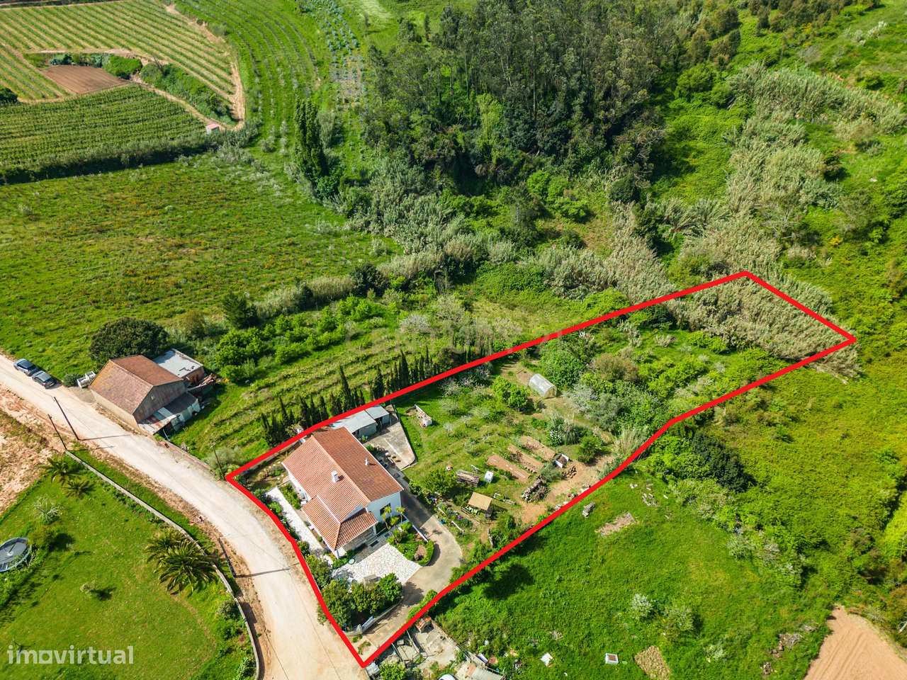 Moradia T3 localizada no Carvalhal, Bombarral-46