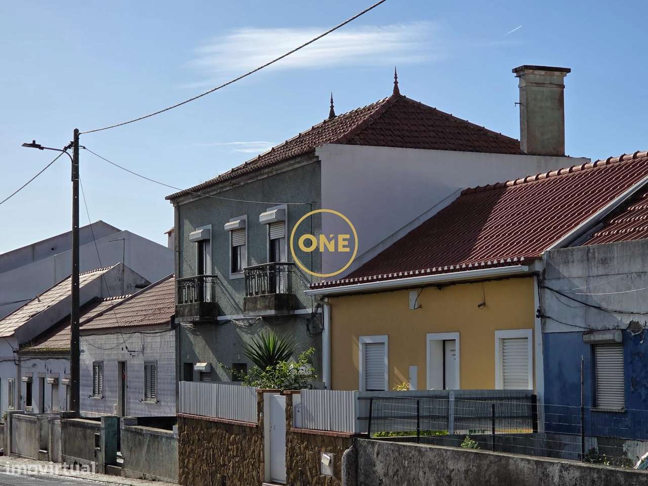 Moradia para Habitação + Comércio-10