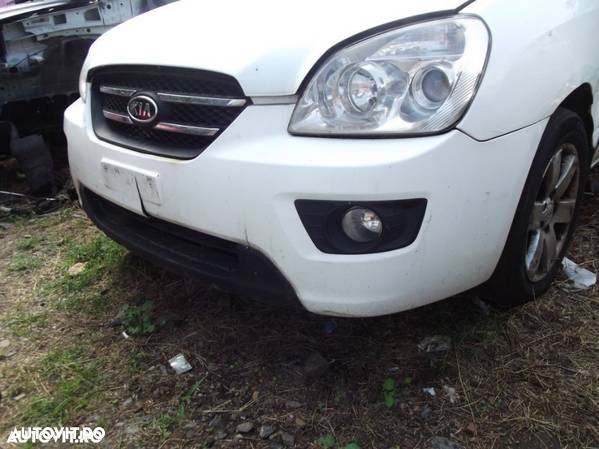 Bara fata Kia Carens 2006-2013 dezmembrez kia Carens 2.0crdi manuala - 1