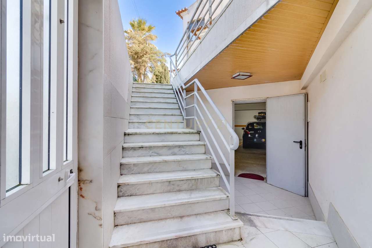 Moradia Geminada T2 em Condomínio Fechado - Grande imagem: 4/26