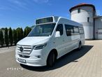 Mercedes-Benz Sprinter - 11