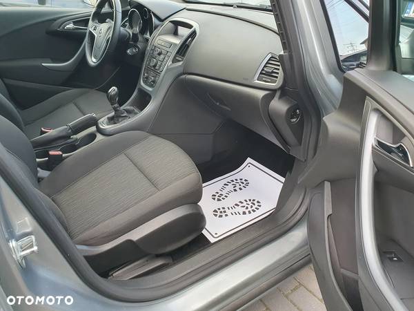 Opel Astra IV 2.0 CDTI Enjoy - 11