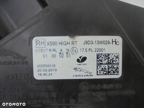 FULL LED HIGH PRAWY LAMPA JAGUAR I-PACE X590 EU - 6