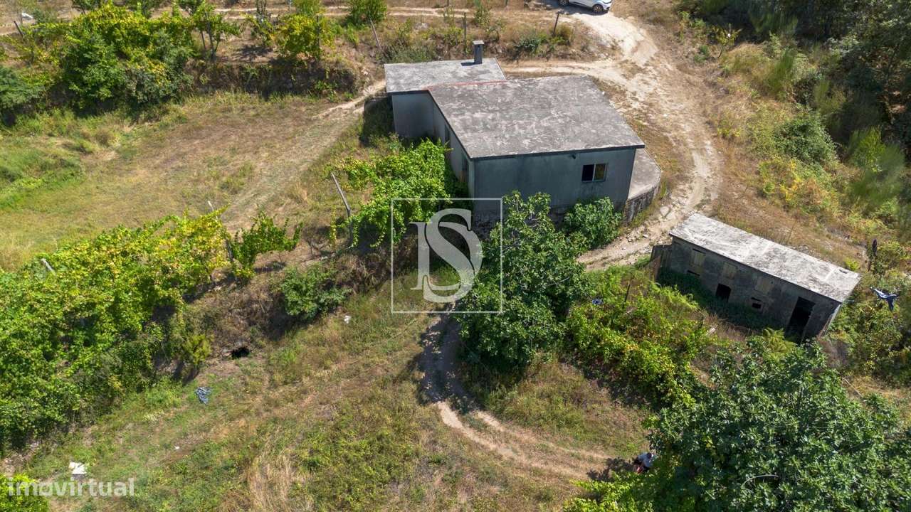 Quinta em UDF de Bustelo, Carneiro e Carvalho de Rei - Grande imagem: 1/55