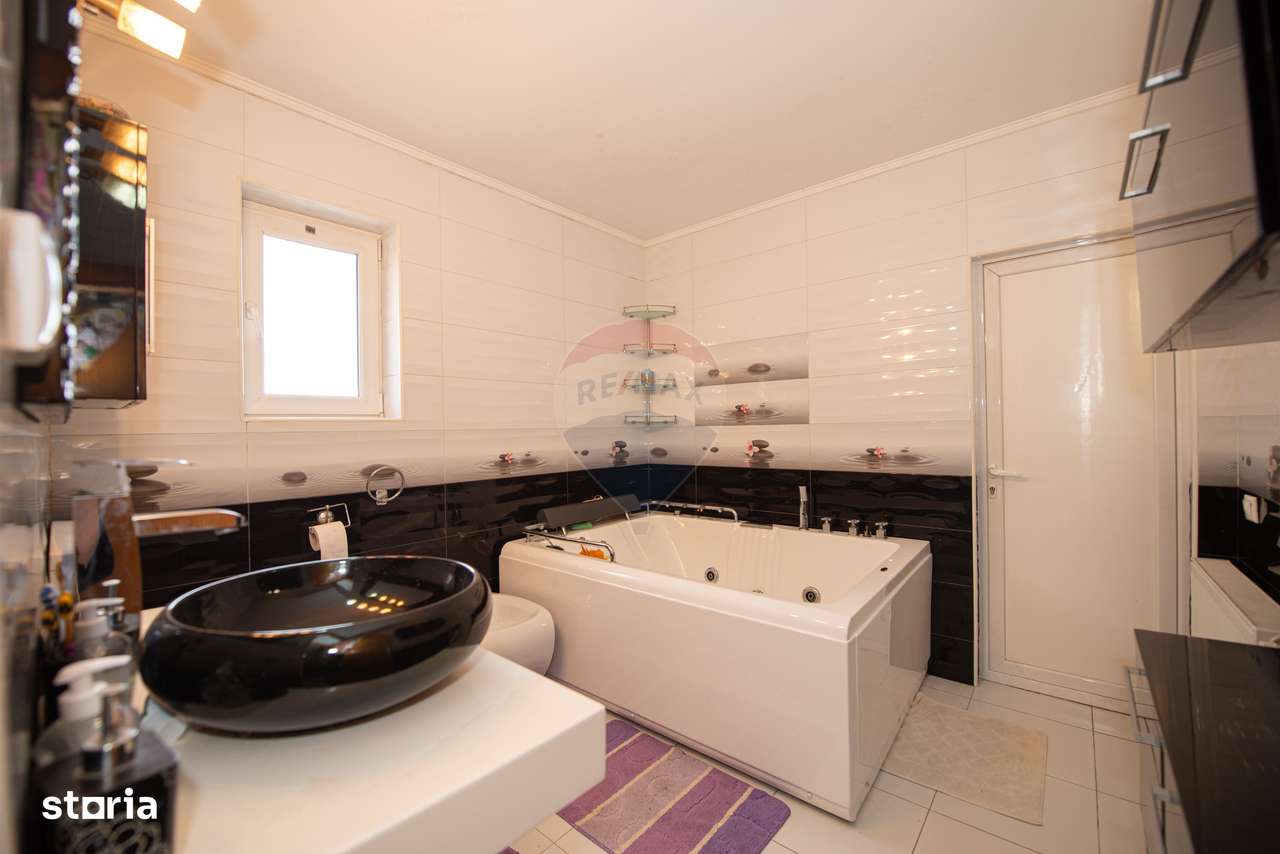 Casa de vanzare cu garaj,  Prelungirea Ghencea, Ghencea, Sector 6-19