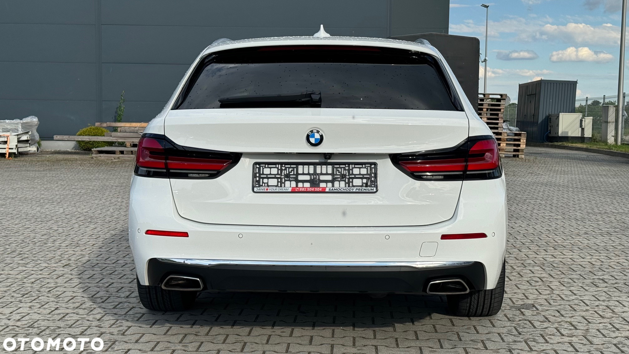 BMW Seria 5 540d xDrive Touring Luxury Line - 12