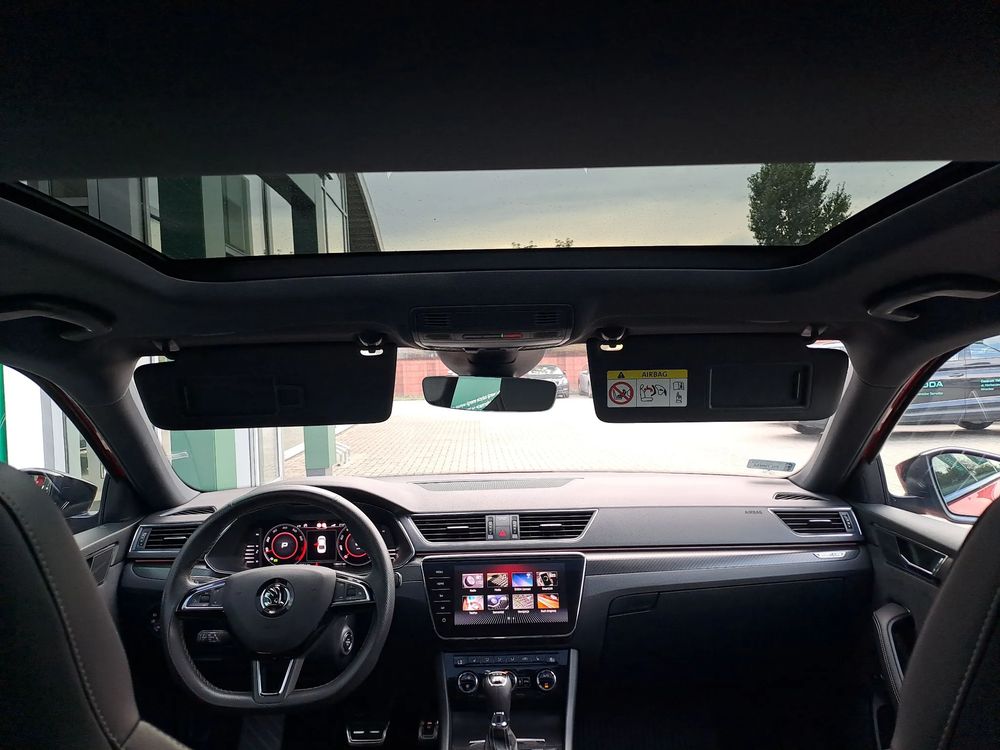 SKODA SUPERB Panorama Virtual ACC Alcantara El. Fotele Salon PL VAT23%