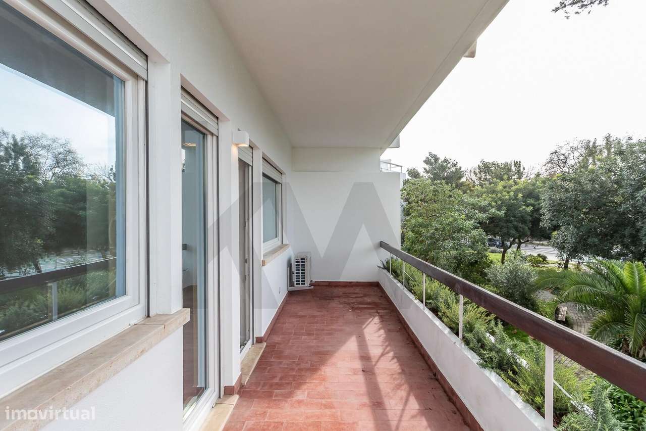 Apartamento T2  Cascais com 3 varandas - Grande imagem: 3/20