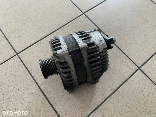 MERCEDES VITO 1.6 CDI ALTERNATOR A0009064022 - 1