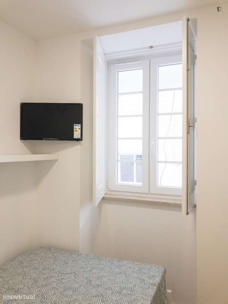 Estúdio - localizado em Cidral Coimbra - Grande imagem: 2/5