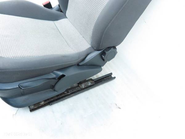 FOTELE KOMPLET SEAT IBIZA IV 3D - 6