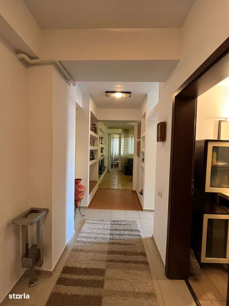 Apartament 3 camere de închiriat în Mamaia Vega vedere la mare și lac - Imagine principală: 4/11