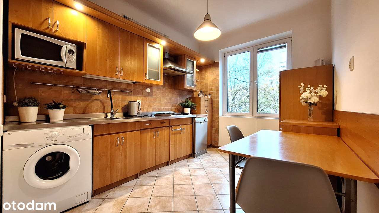 Klimatyczne 2 pokoje (opcja 3) w kamienicy – przy Łazienkach-4