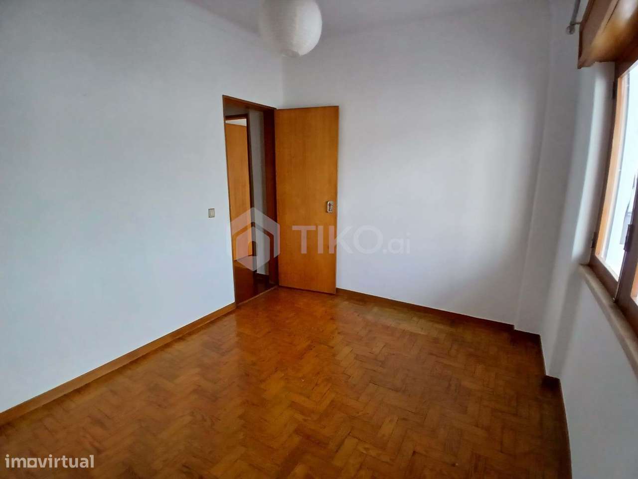 T3 no Coração do Montalvão – Excelente oportunidade para Remodelar ou-9