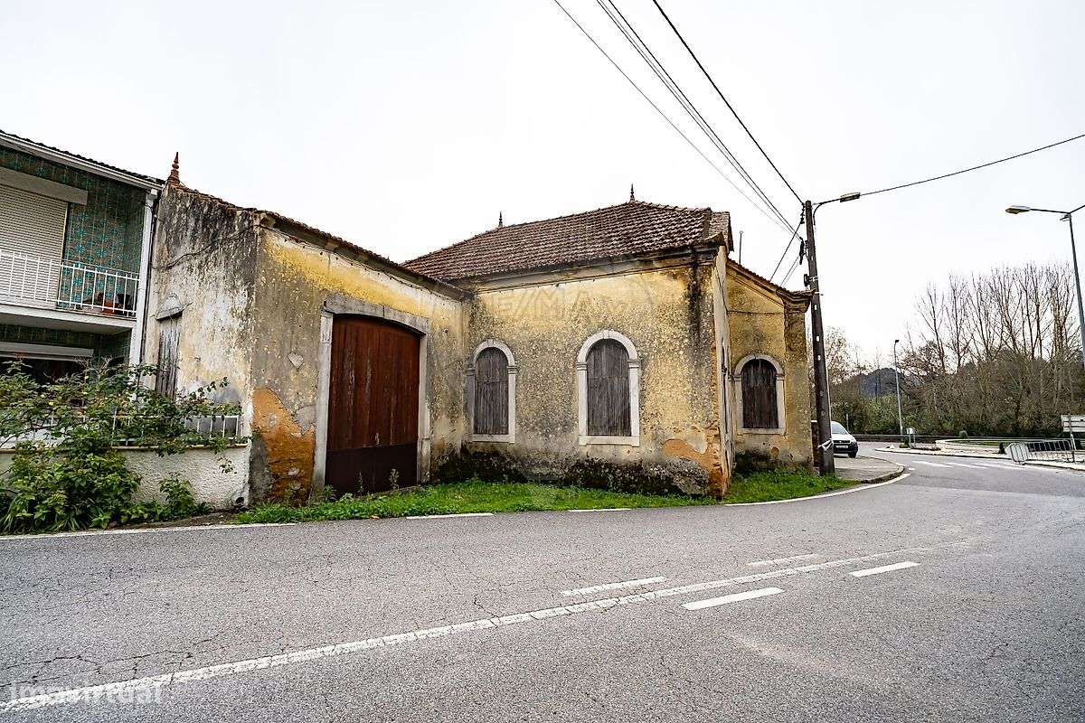 Moradia T1 para venda - Grande imagem: 2/17