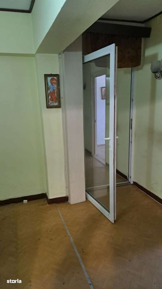 De vânzare apartament 3 camere Vidin Etaj 1 93 mp - Imagine principală: 1/11