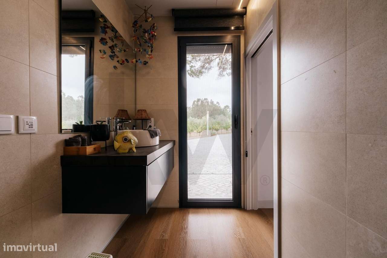 QUINTA COM 10 HA  E MORADIA CONTEMPORÂNEA  |  COIMBRA-23