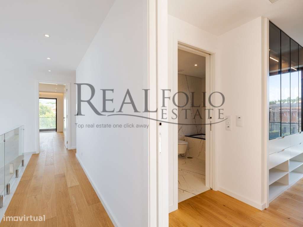 Moradia Isolada T5 de Luxo em Birre, Cascais-16