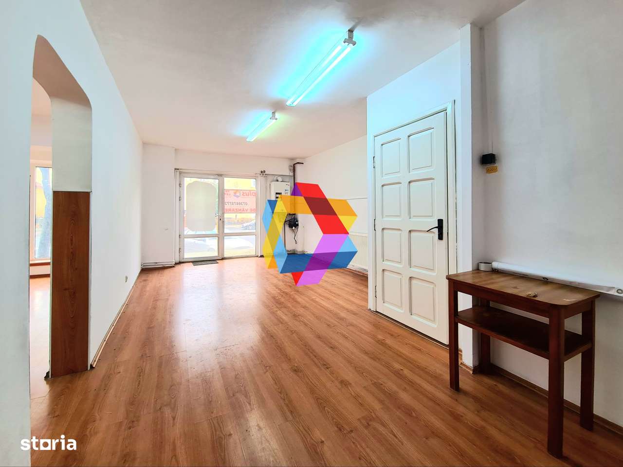 Spatiu comercial de vânzare cu vad Brașov - 57 mp # plus-imo.ro - Imagine principală: 1/9