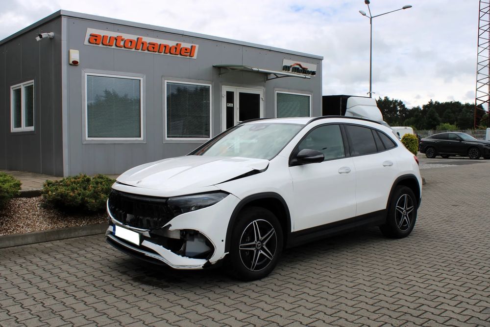 Mercedes-Benz EQA 350 66.5kWh 4-Matic AMG Line 2023