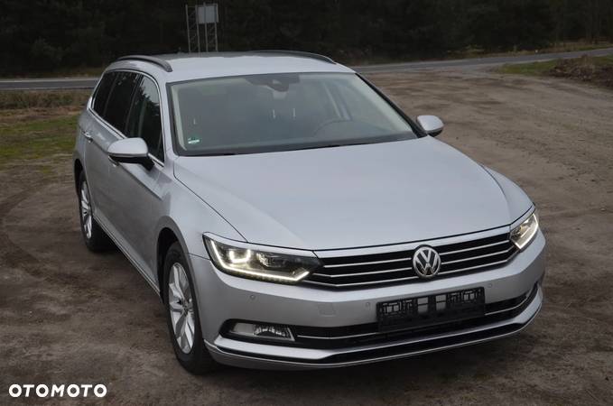 Volkswagen Passat Variant 2.0 TDI SCR DSG Highline - 1