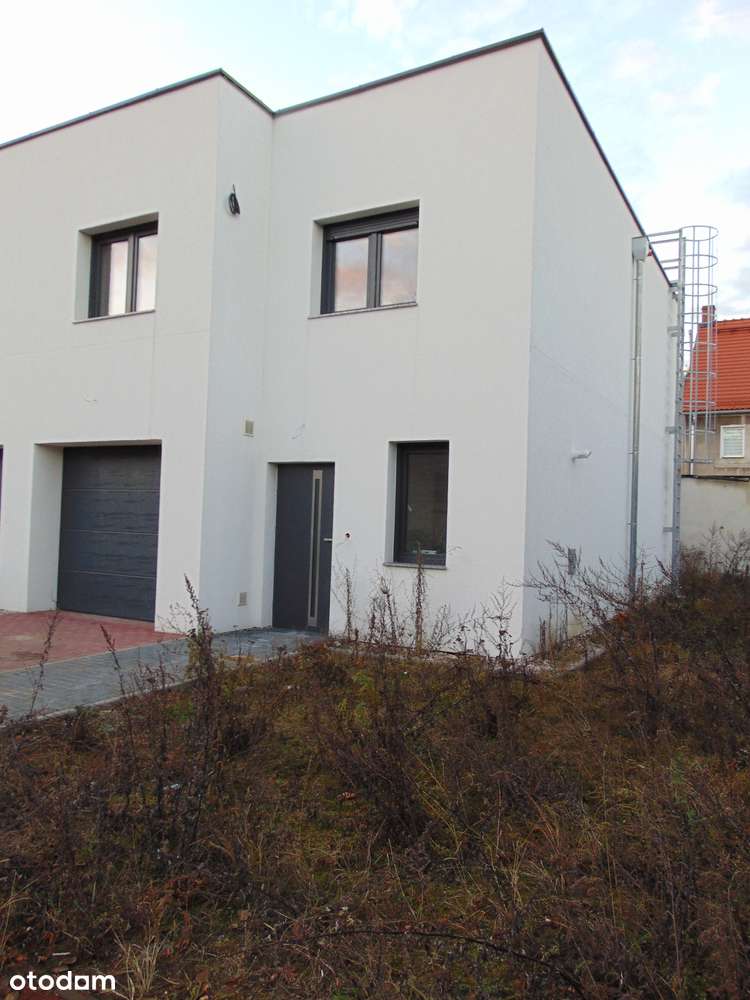 Nowo wybudowany dom w centrum Zielonej Góry.-3