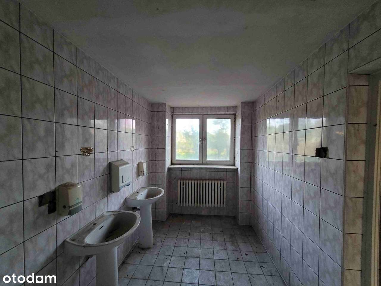 Blok do adaptacji na placówkę medyczną, dom  seniora, rehabilitację.-8