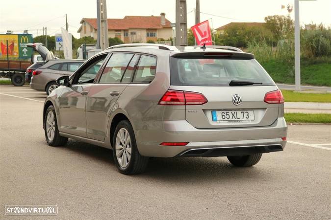 VW Golf Variant 1.6 TDi Confortline DSG - 7