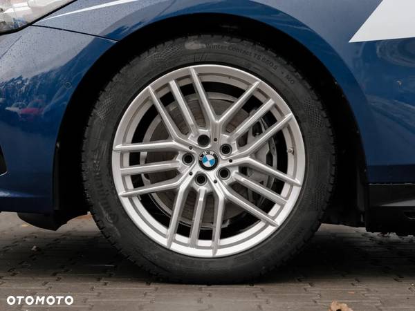 BMW i5 eDrive40 M Sport - 4