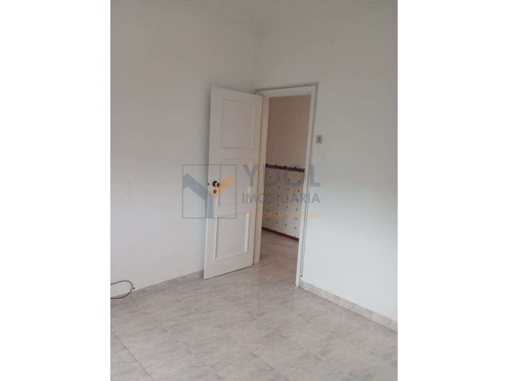 Apartamento T3 Alto do Seixalinho-13