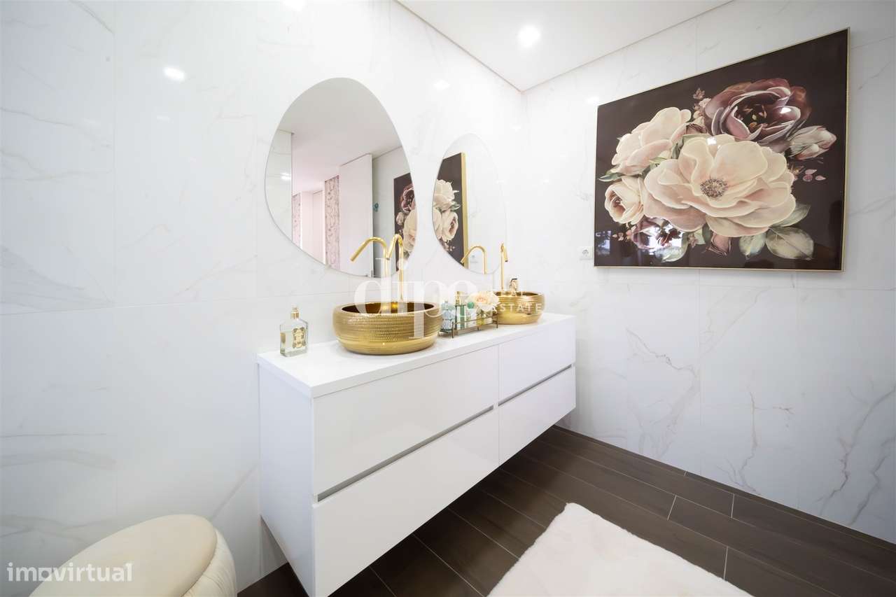 Fantástica moradia T3+1 com piscina e sala de inverno-19