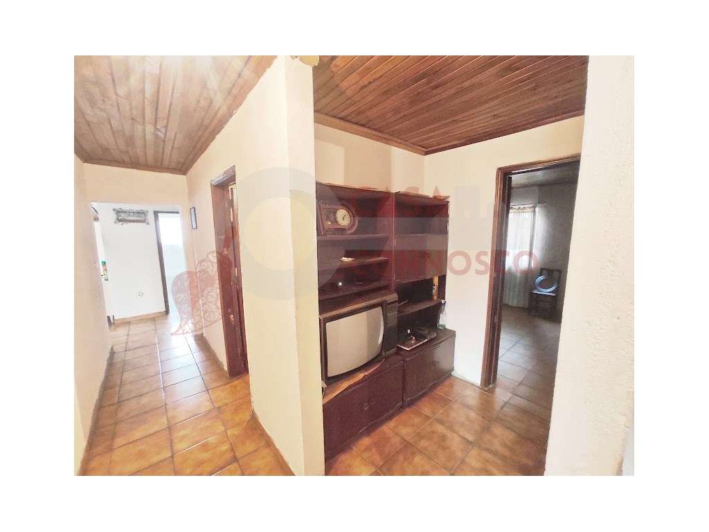 Moradia M4 com vistas fantásticas-10