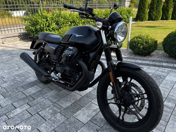 Moto Guzzi V7 - 7