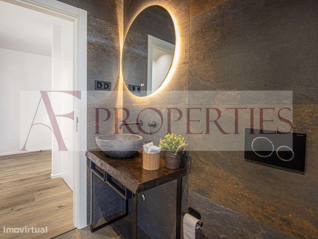 Moradia de luxo isolada com piscina aquecida, jardim e acabamentos ... - Grande imagem: 4/60