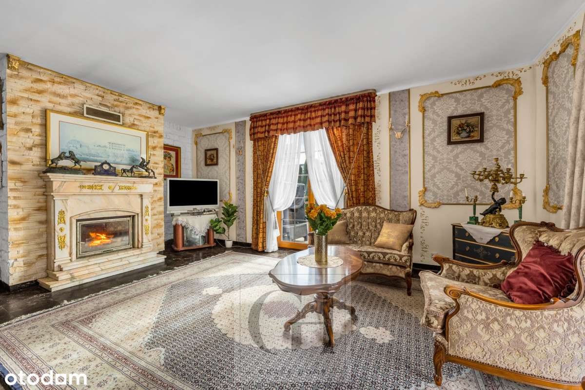 Dom rodzinny z dużym potencjałem inwestycyjnym.-2