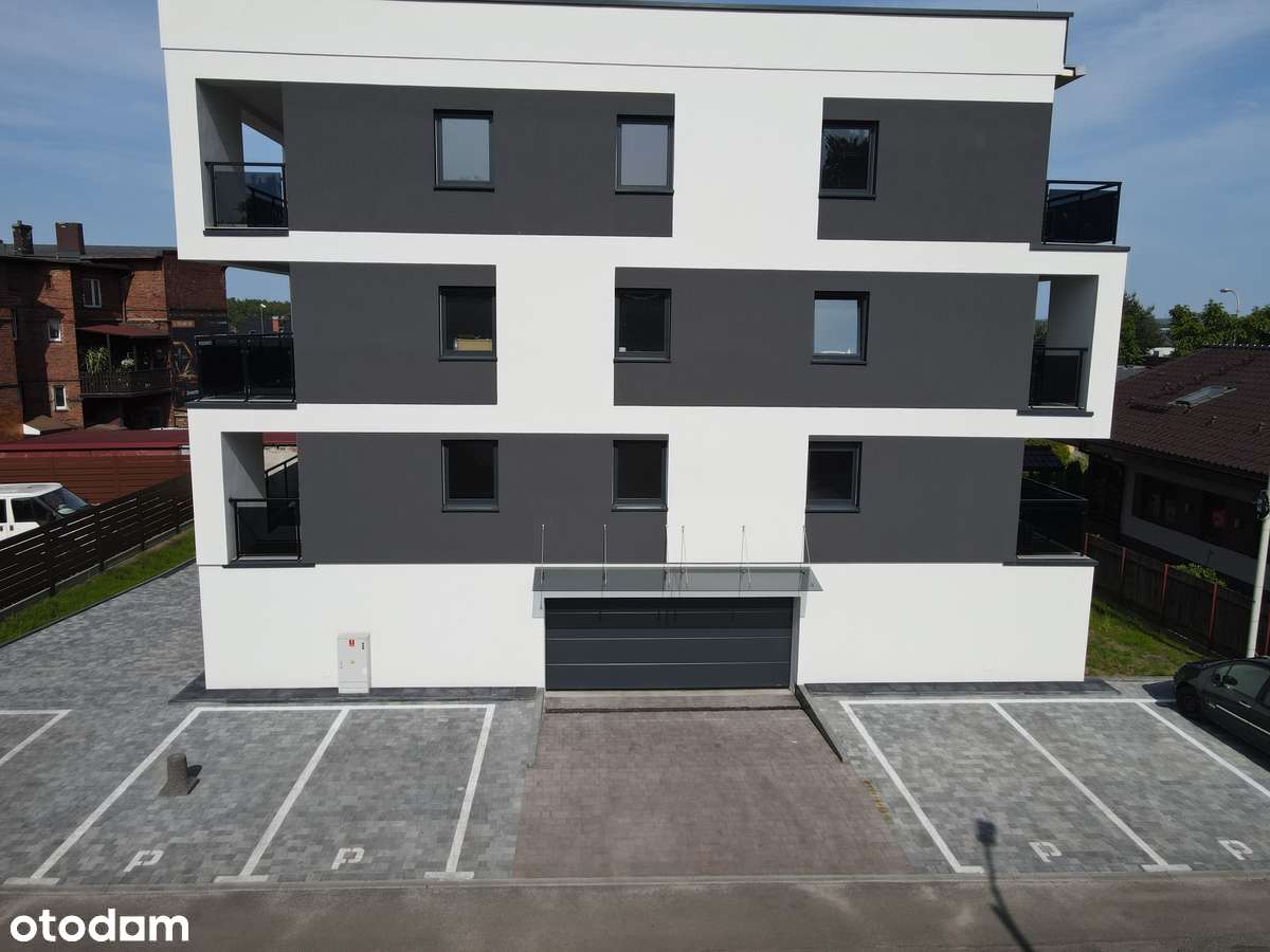 Bardzo atrakcyjne mieszkanie 3-pokojowe z dwoma  balkonami i klimą.-1