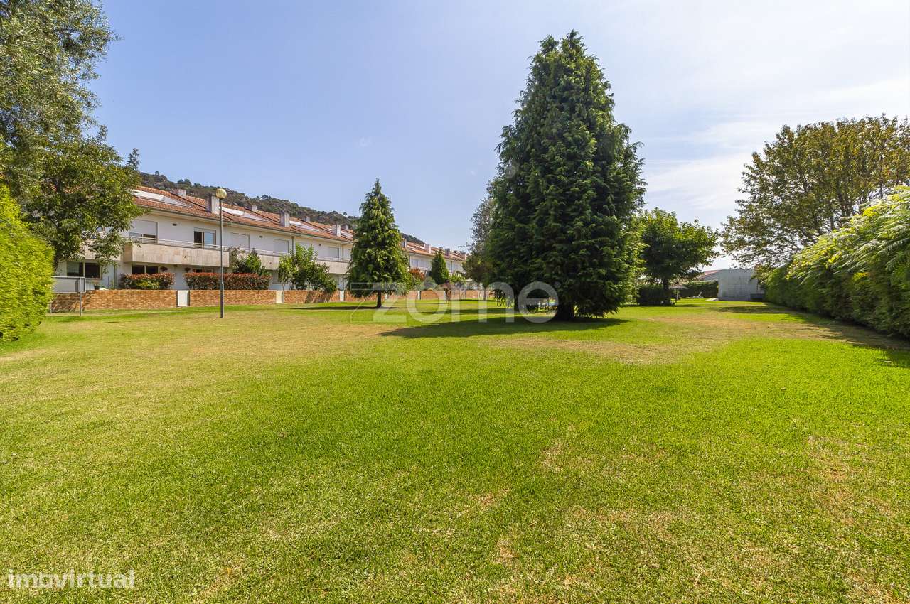 Moradia T4 em Banda, Condomínio Fechado em Antas, Esposende - Grande imagem: 5/60