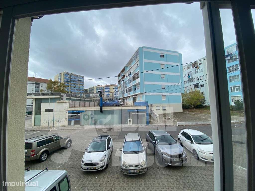 T3 ALMADA BEM LOCALIZADO - Grande imagem: 3/19