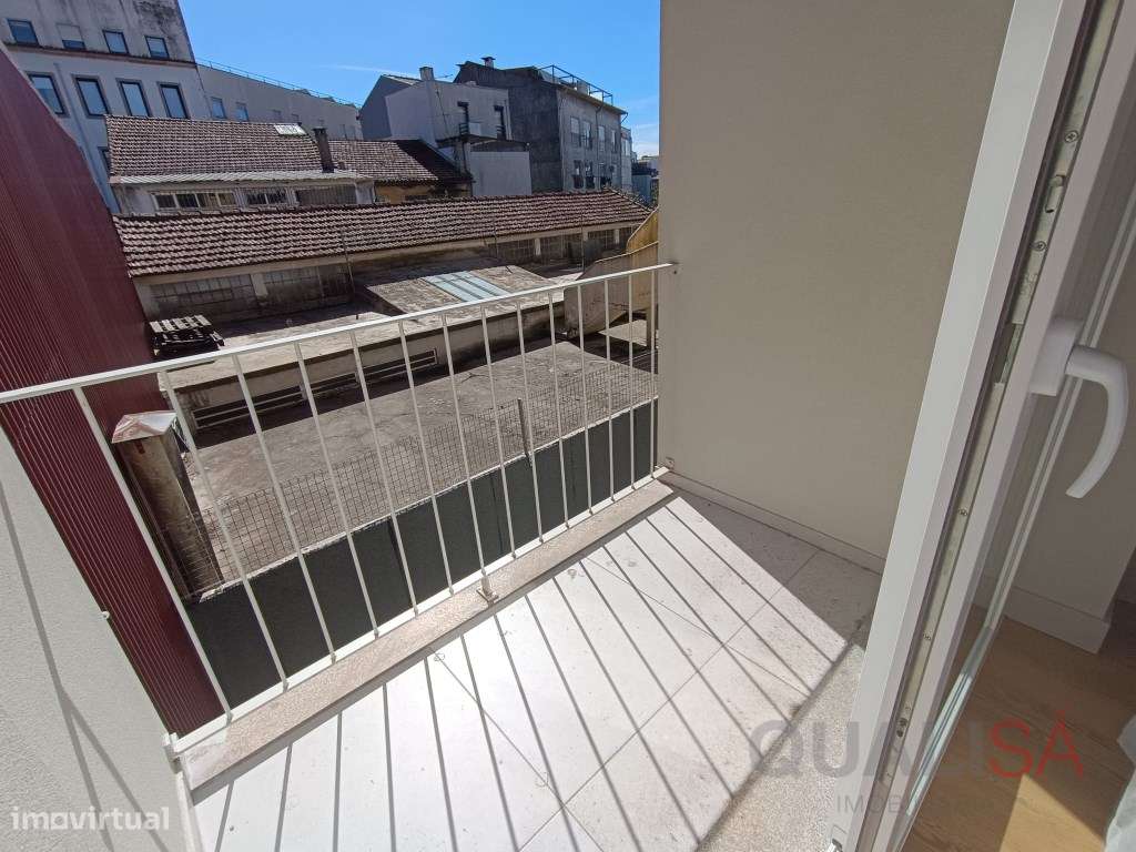 Apartamento T1 equipado e mobilado no centro histórico de Braga, em... - Grande imagem: 5/23