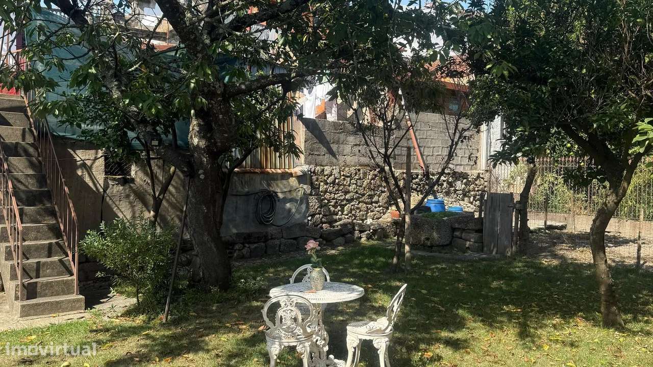 Prédio para Restauro no Centro de Guimarães - Grande imagem: 5/19