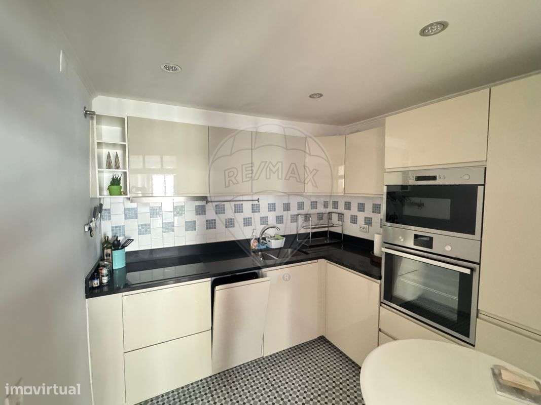 Apartamento T2 para arrendamento - Grande imagem: 3/17