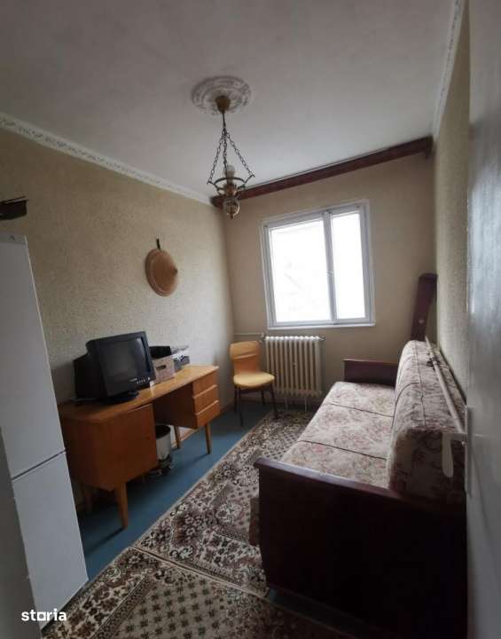 apartament km 4-5, 3 camere, semidecomandat-2