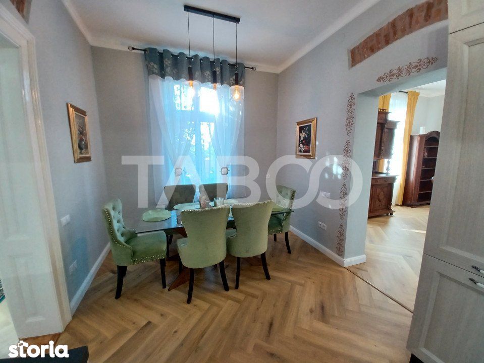 Apartament de inchiriat 3 camere si terasa in Sibiu zona Piata Cluj